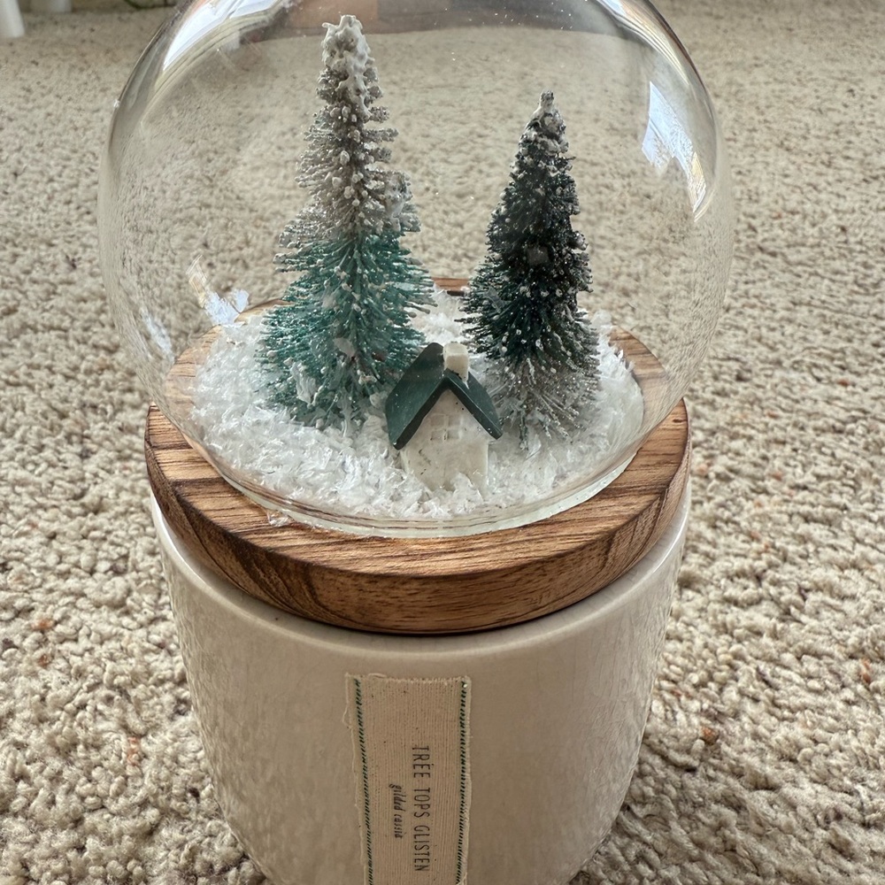 Anthropologie Snowglobe Candle - Picture 3 of 4